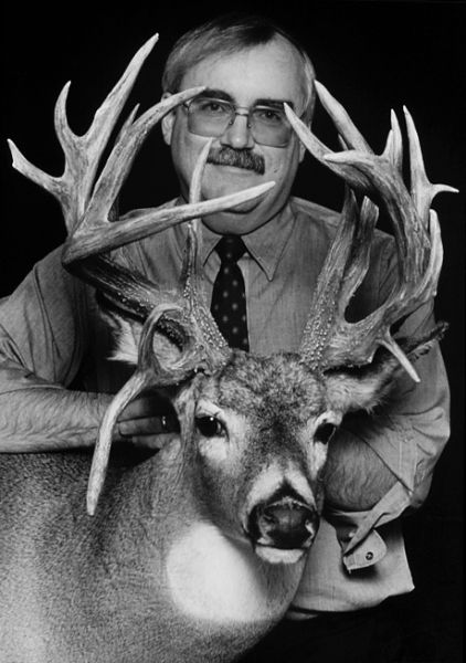 Boone-and-Crockett-Deer-Head-portrait